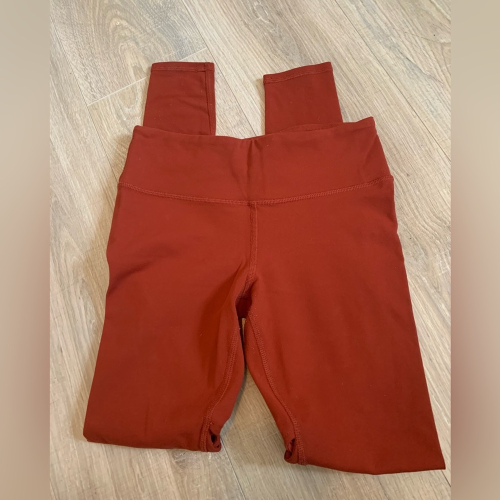 ALO Women’s Brick Red Leggings - Picture 2 of 7